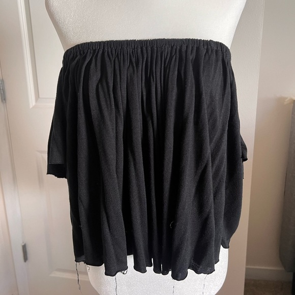 Urban Outfitters, Off the Shoulder top with sleeves, Size M - Picture 1 of 4